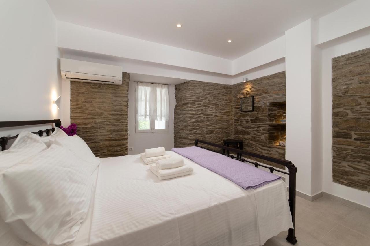 Korina'S Suites Ándros Екстериор снимка
